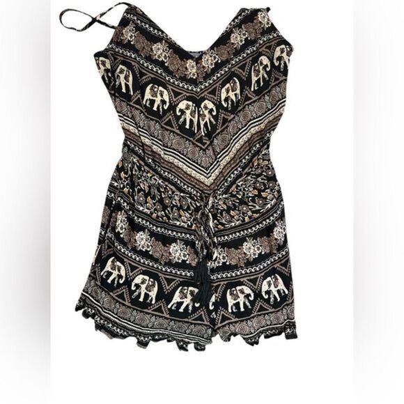 NWT - BeCool Women Black Elephants Jumper Romper Shorts - Size Small - Picture 1 of 7